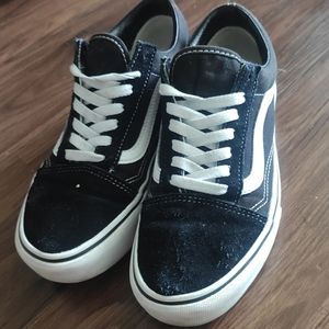 High wedge vans